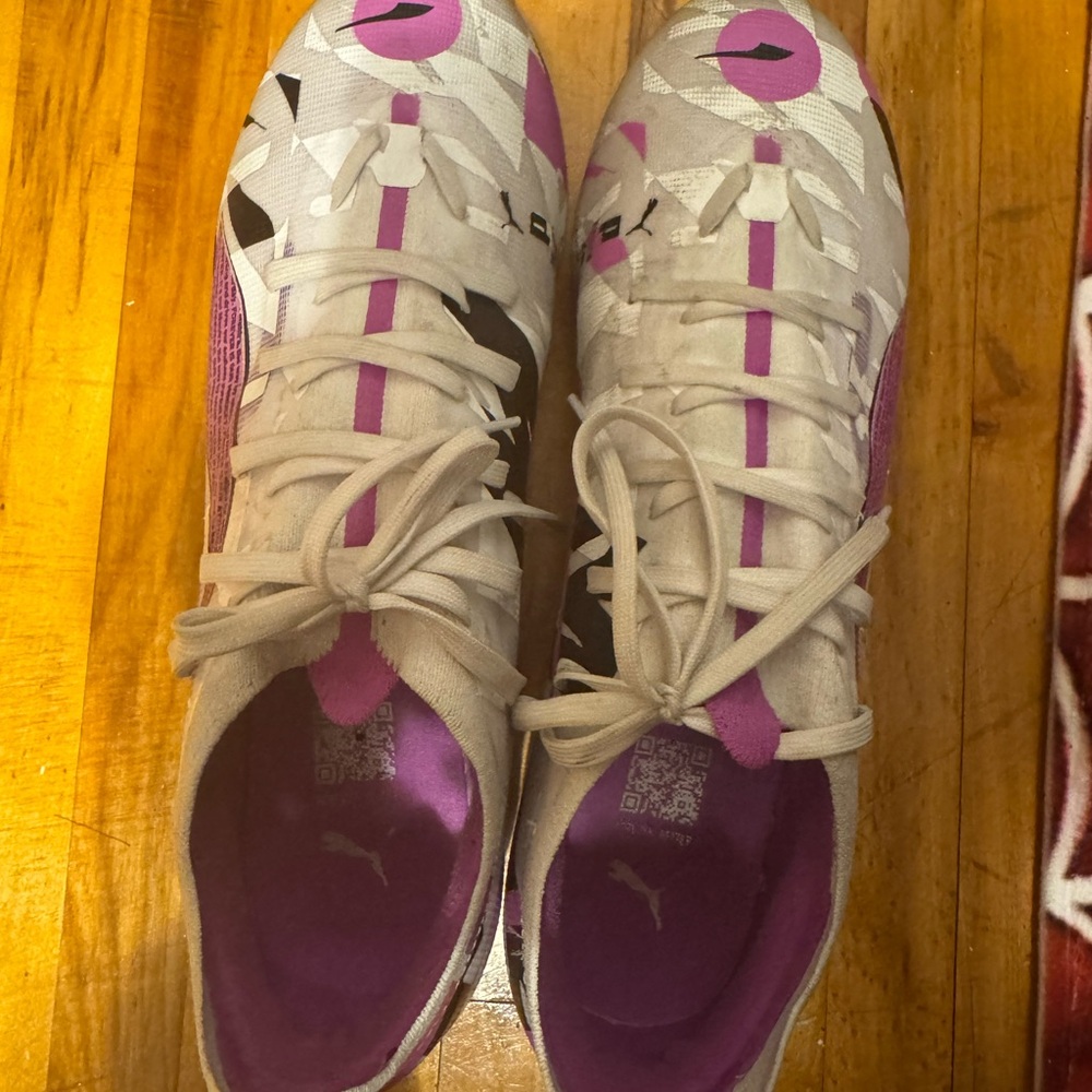 Puma Women and men Purple and White Athletic Shoes
